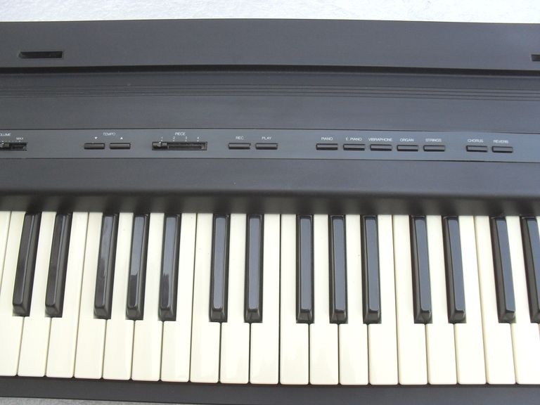 Digitální piano Roland EP-7e - 2