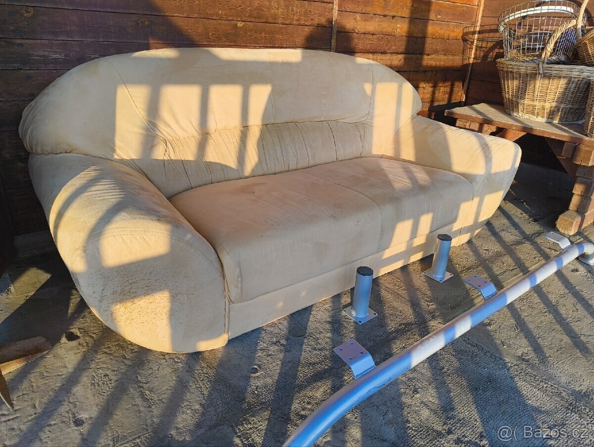 Gauč dvojsedačka zdarma - 2