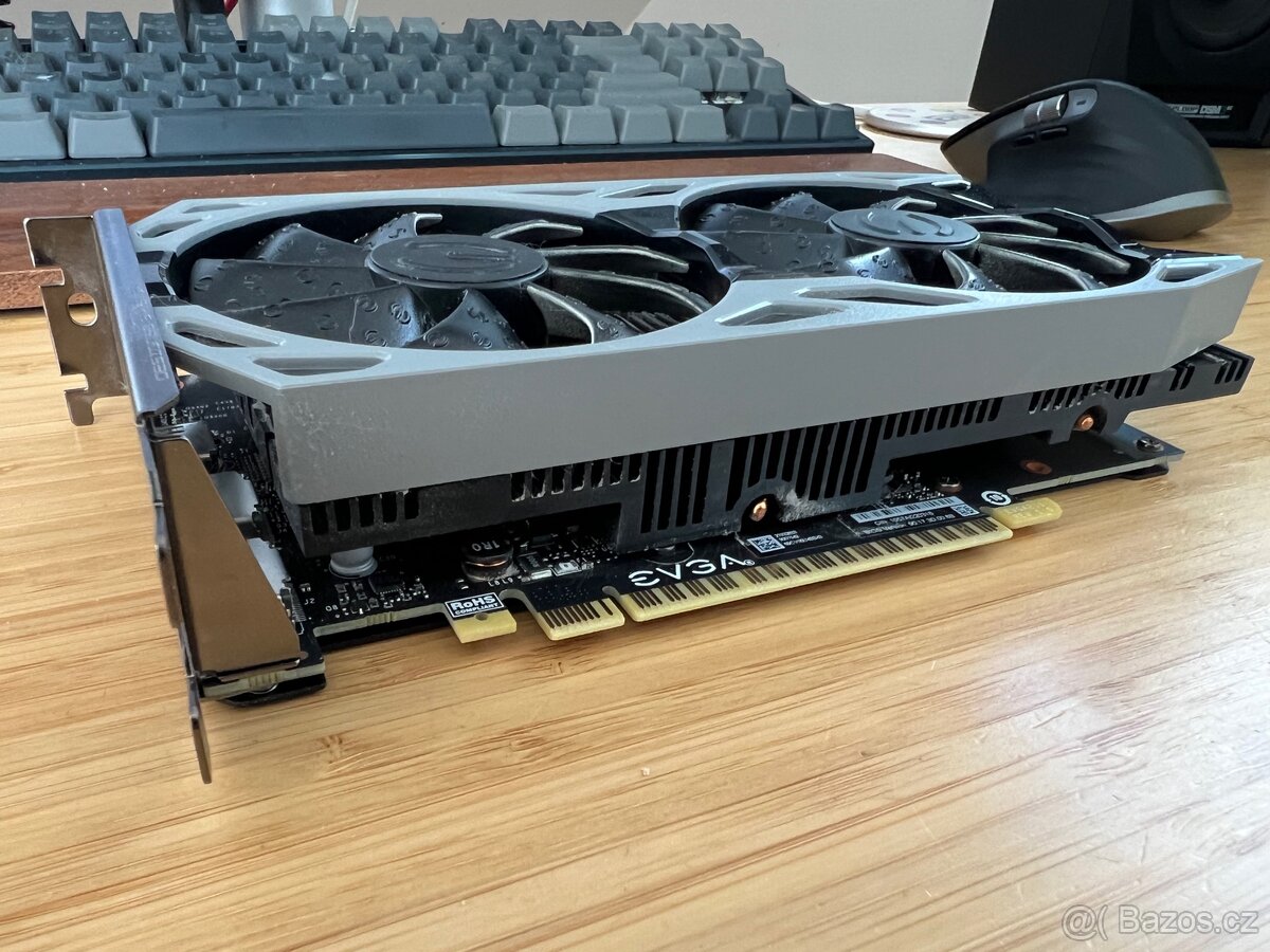 EVGA GeForce GTX 1650 4 GB GDDR5 - 2