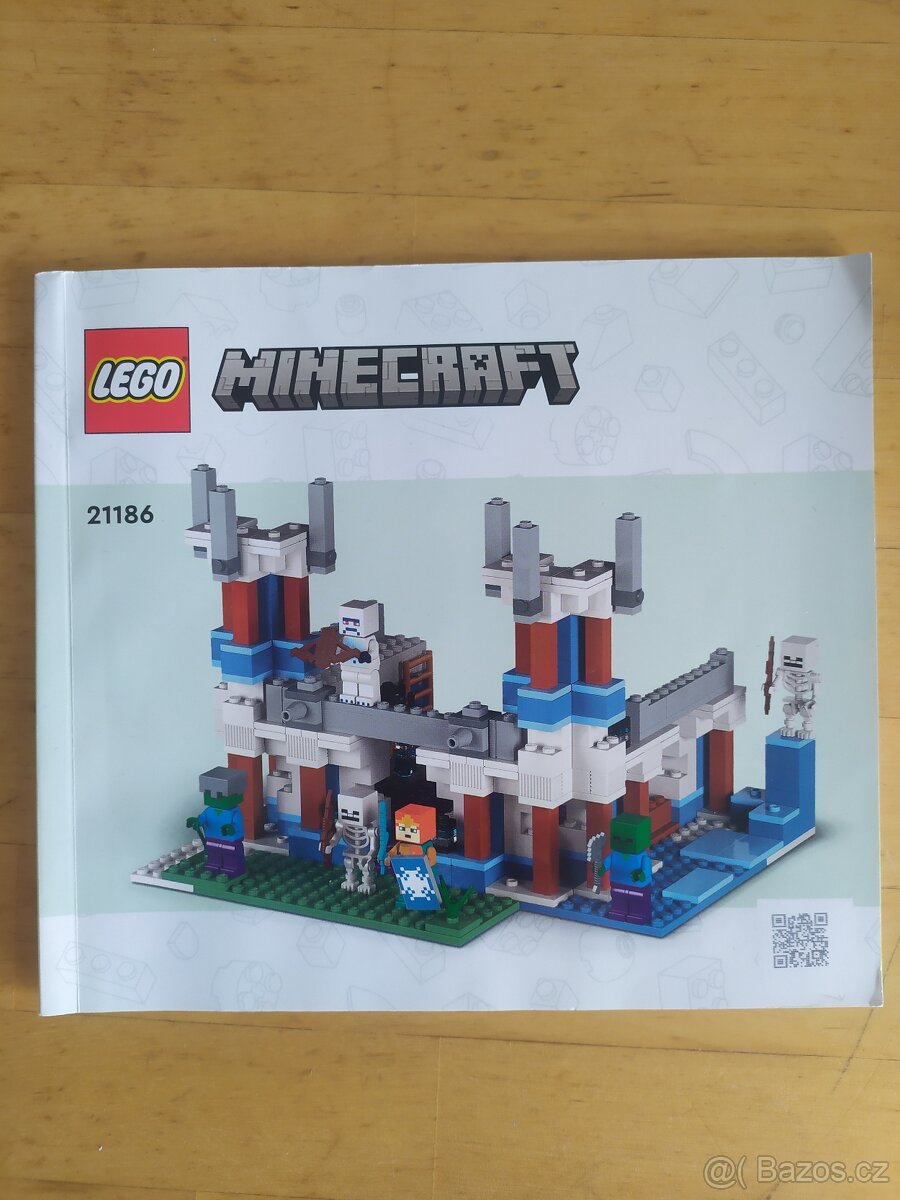 LEGO Minecraft 21186 Ledový zámek - 2
