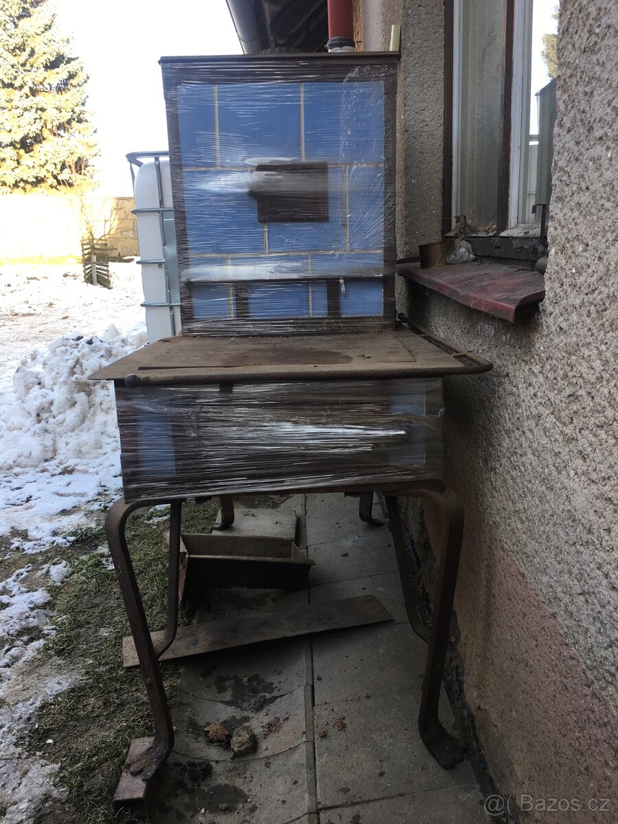 Starožitná Kachlová Kamna - 2