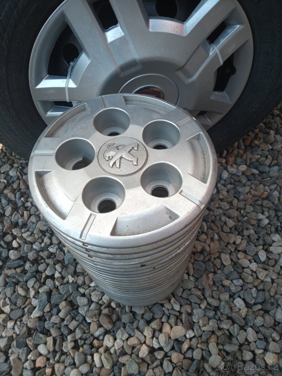 PRODÁM POUŽITÉ STŘEDOVÉ POKLIČKY PEUGEOT BOXER 5X118 R15 - 2