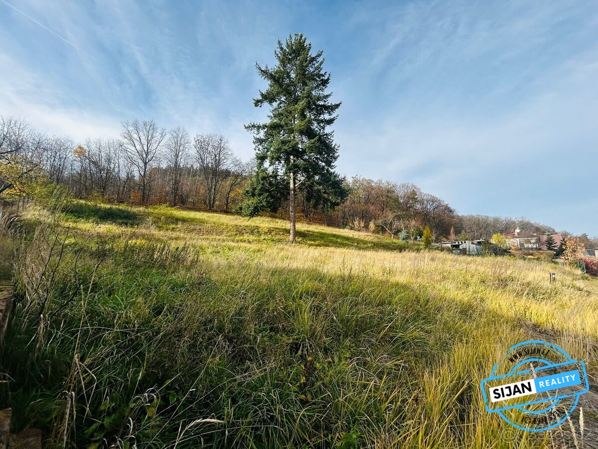 Prodej stavebního pozemku 1 306 m², Krnov, ev.č. 00631 - 2