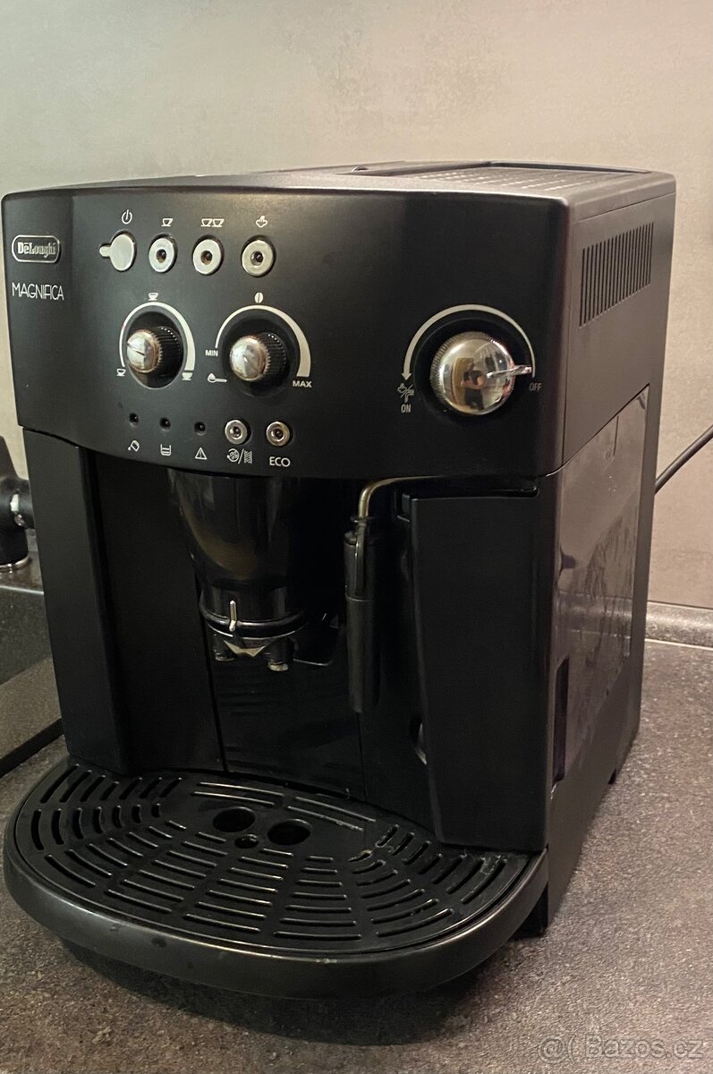 Značkový,kvalitní automatický kávovar Delonghi Magnifica. Le - 2