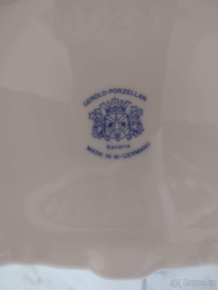 STAROŽITNÁ DÓZA NA MOUKU - 2