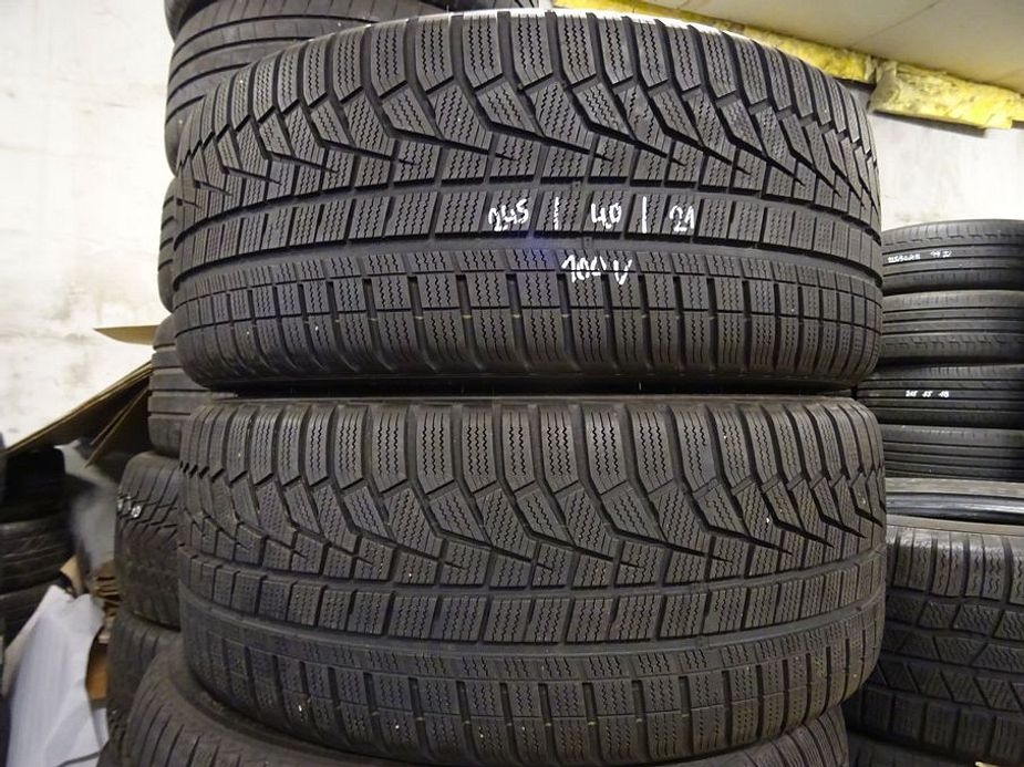 Zimní pneu Hankook, 245/45/21, 2 ks, 6 mm - 2