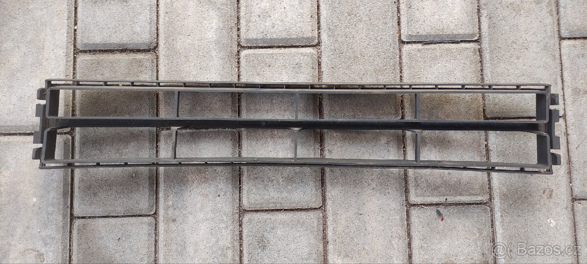 Mřížka předního nárazníku Škoda Fabia 1 - 2