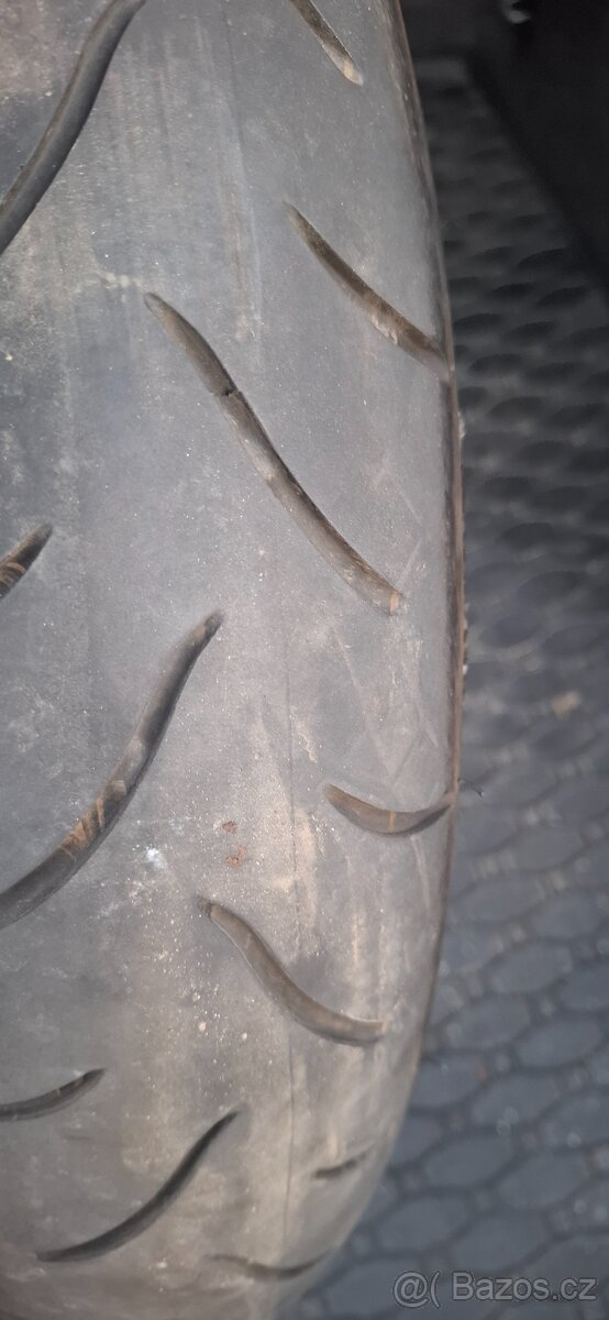 Pneumatika 120/70/17 - 2