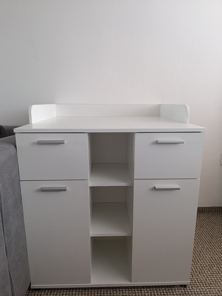 Přebalovací pult s komodou - 2