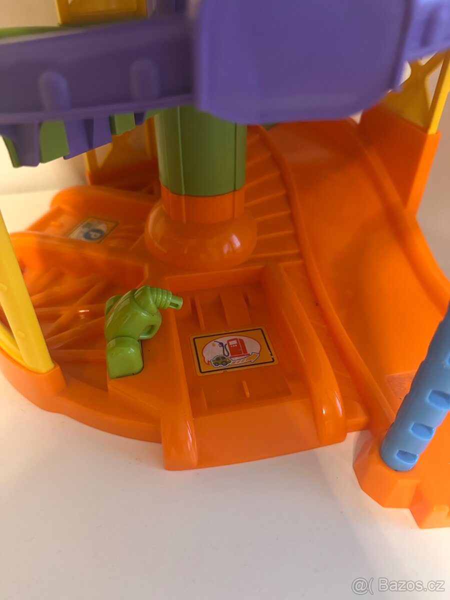 Tut tut parkovací dum - 2