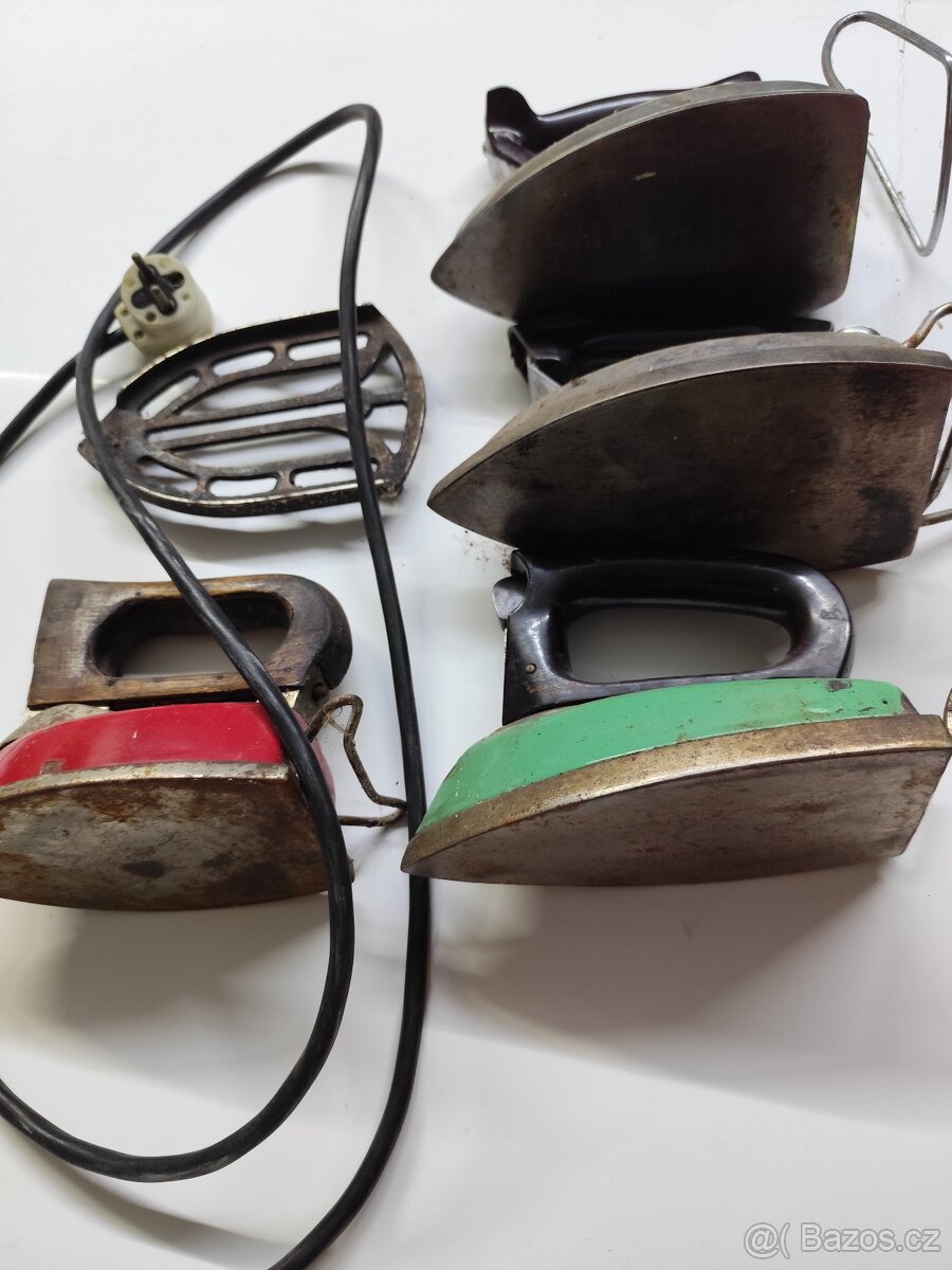 Staré žehličky - 2