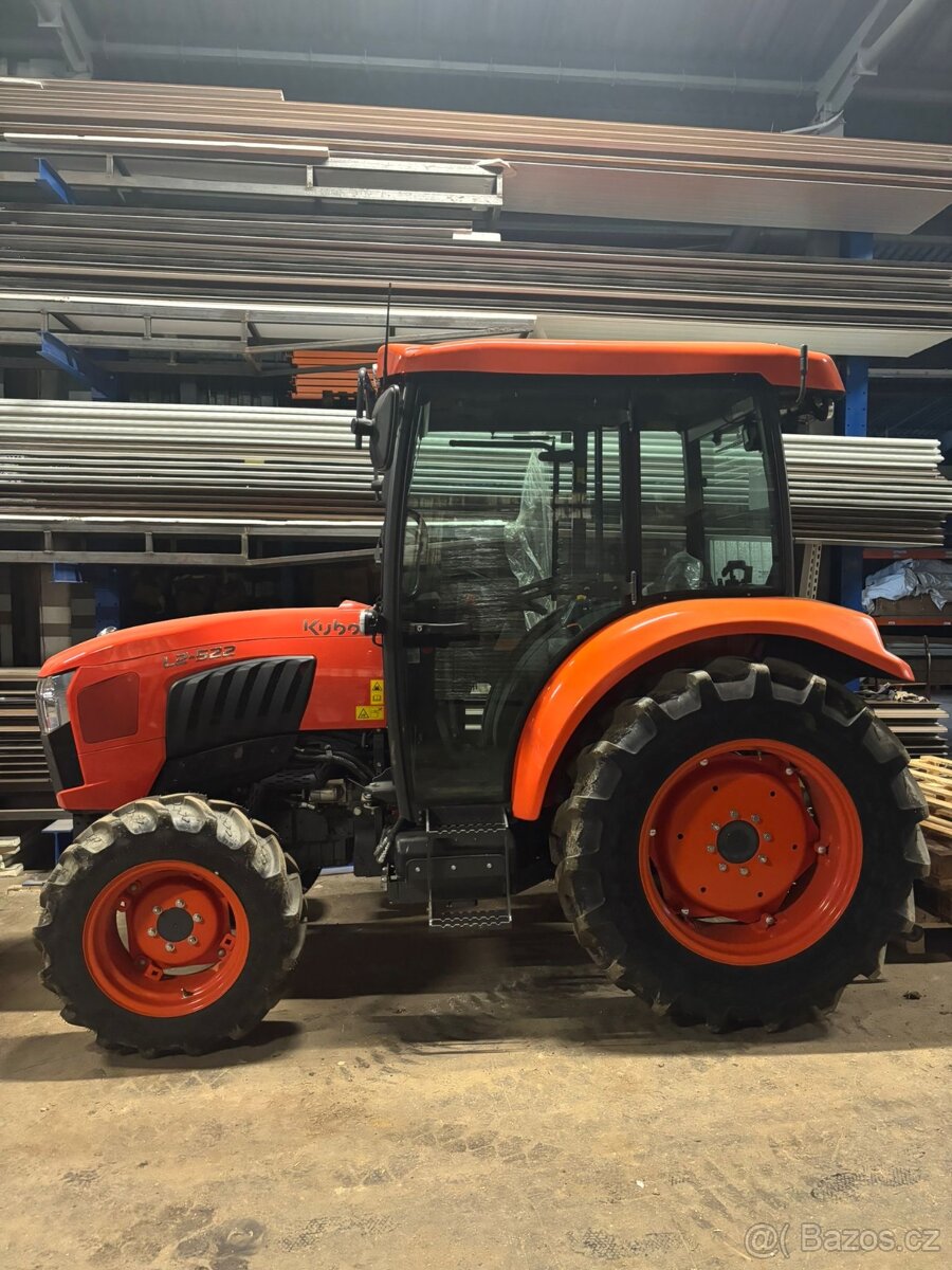 Kubota traktor L2-522 - 2
