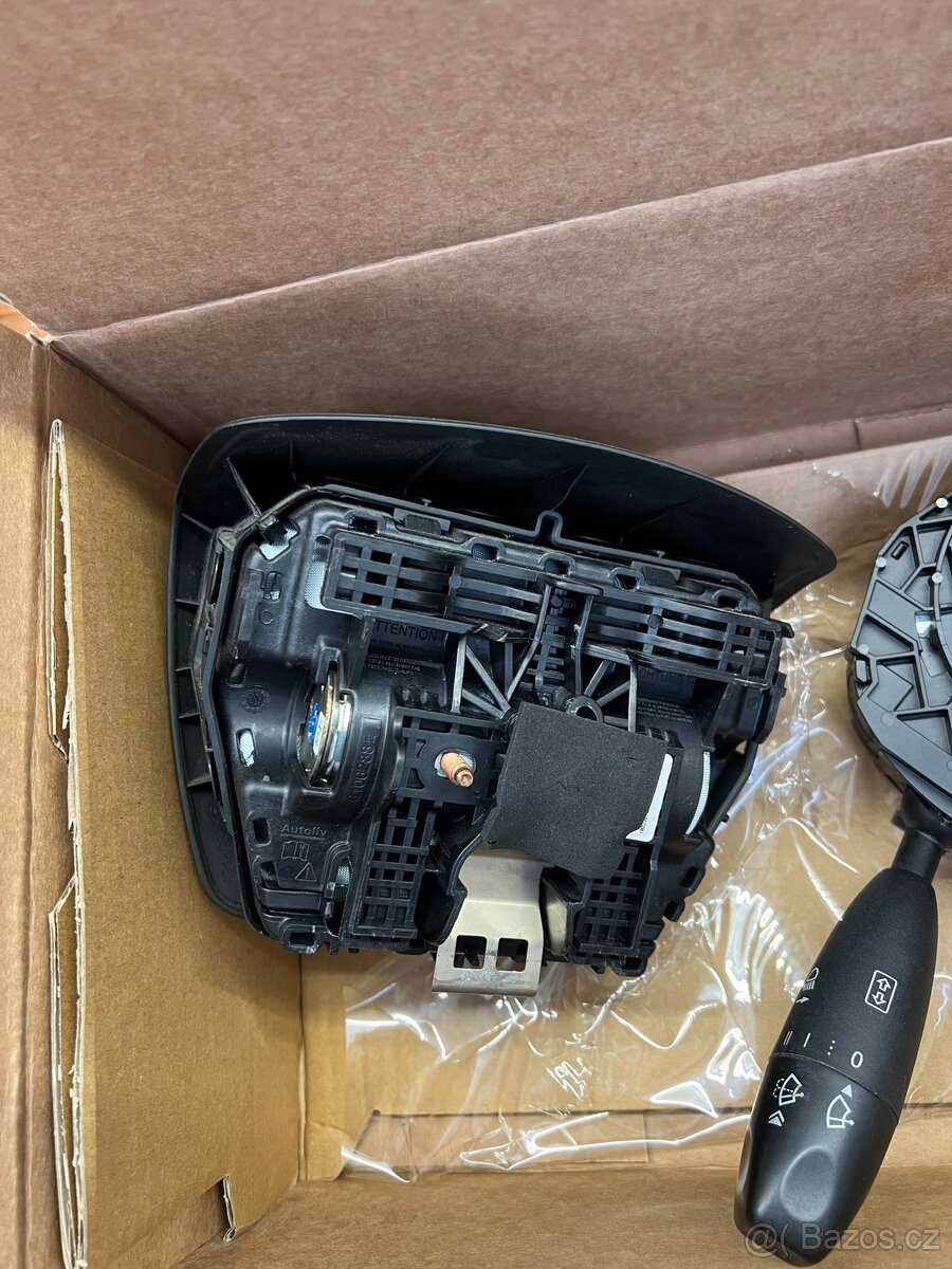 Mercedes citan airbag a páčka pod volant - 2