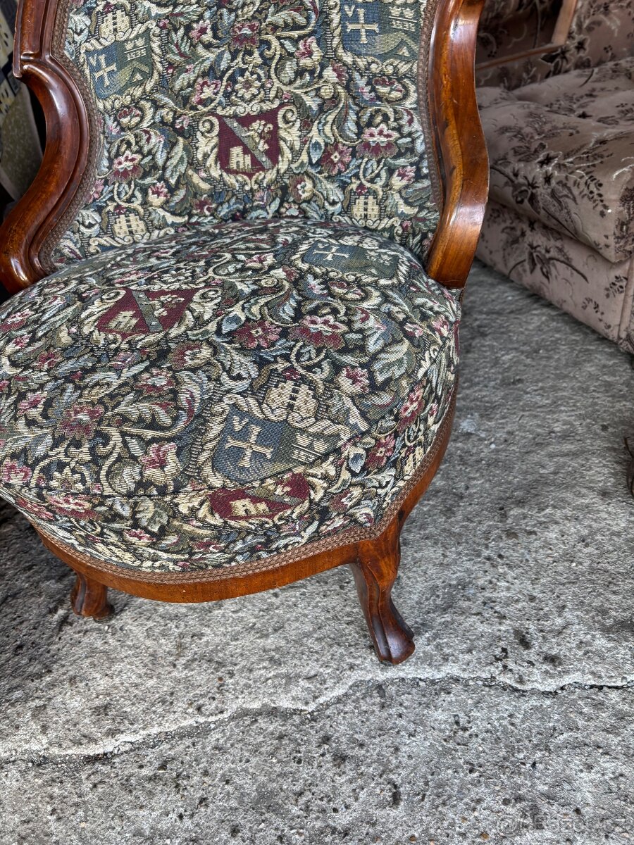 Truhly komoda kreslo - 2