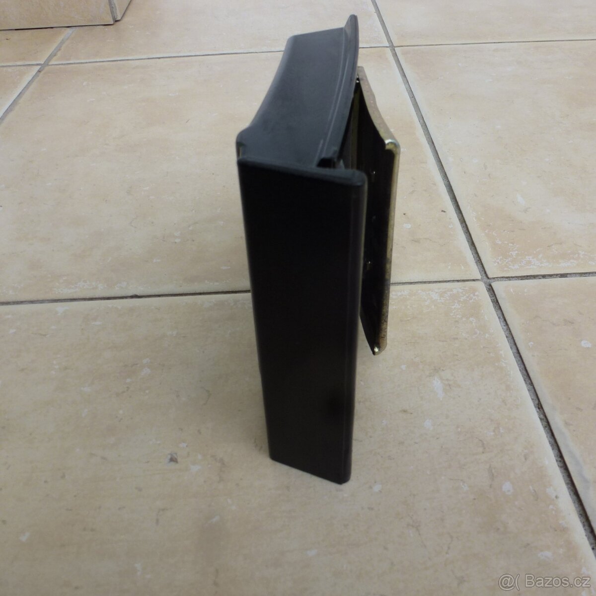 Suzuki Samurai přední popelník - 2