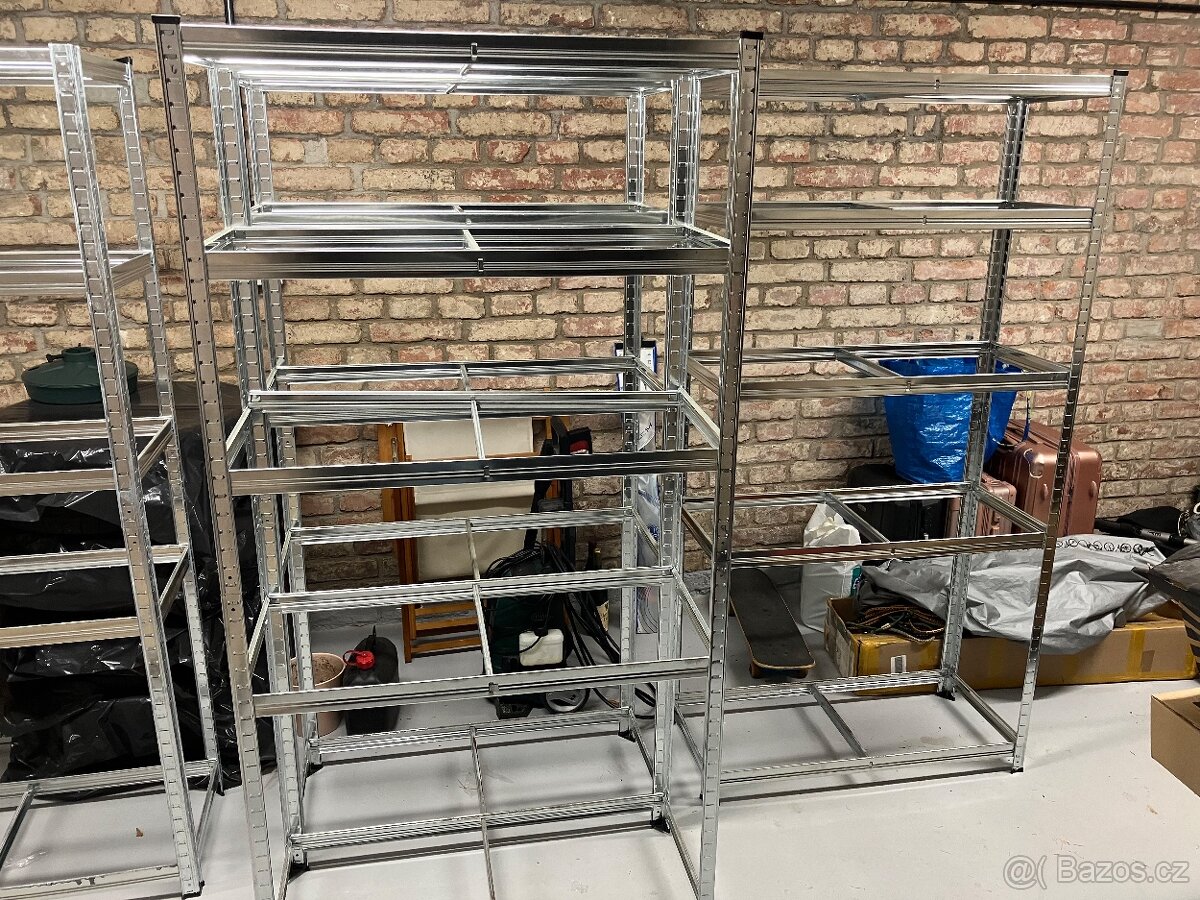 Nové hliníkové regály. - 2