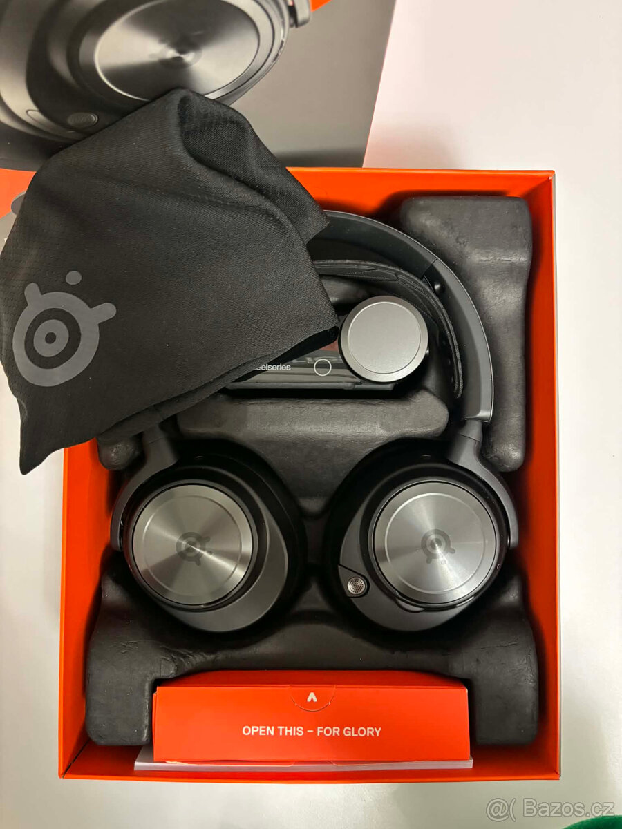🎧 Herní sluchátka SteelSeries Arctis Nova Pro Wireless - 2