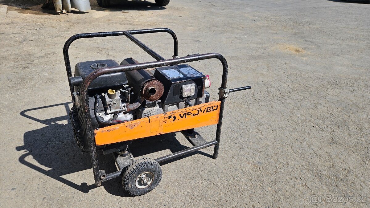Prodám elektrocentrálu MEDVED 24040V - 2