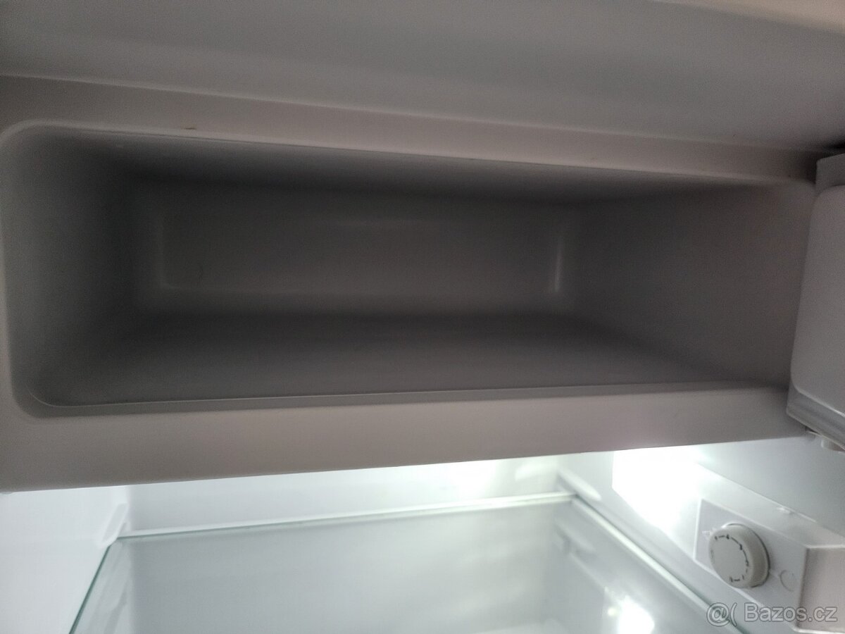 lednička 85cm Hisense - 2