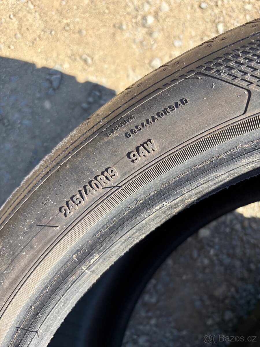 Letní gumy Goodyear 245/40/19 - 2