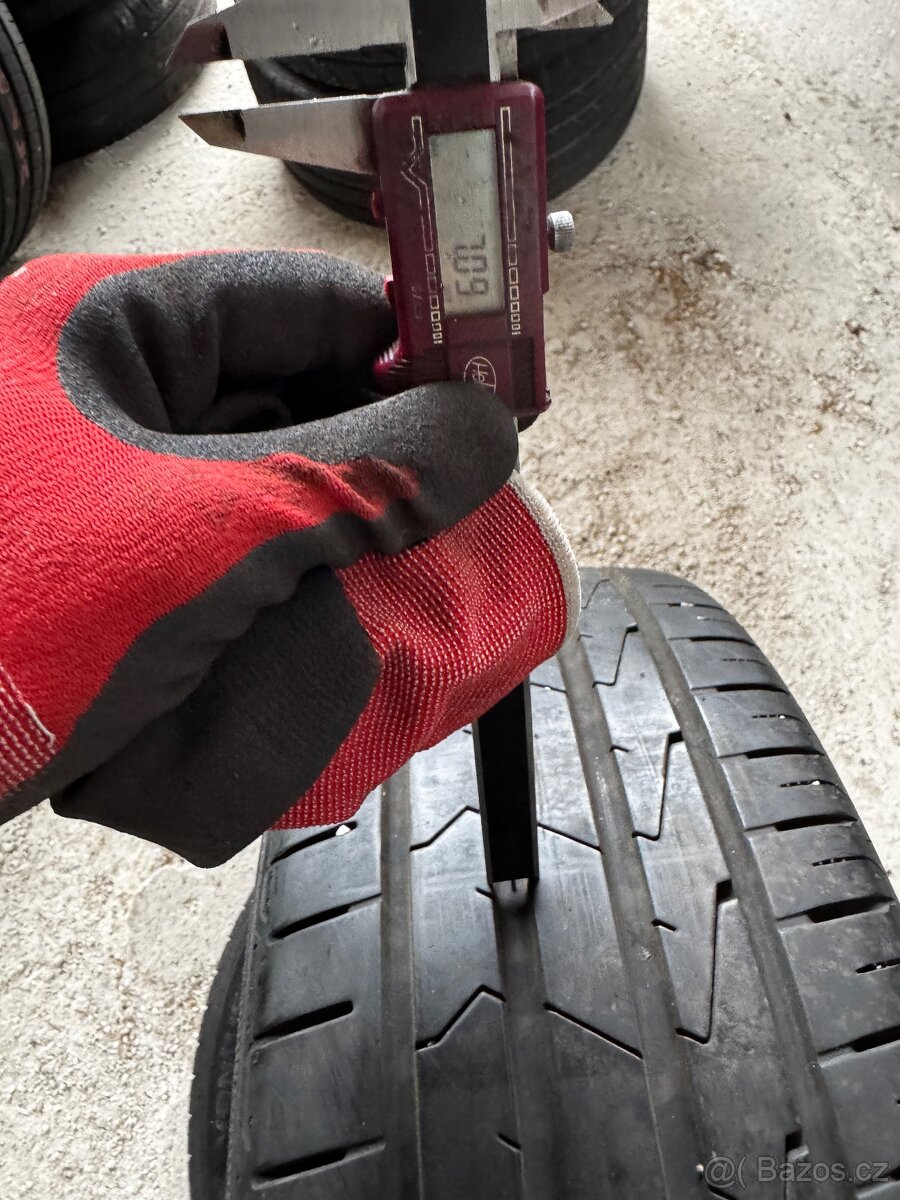 Hankook Ventus prime 3 - 215/45 r17 - 2
