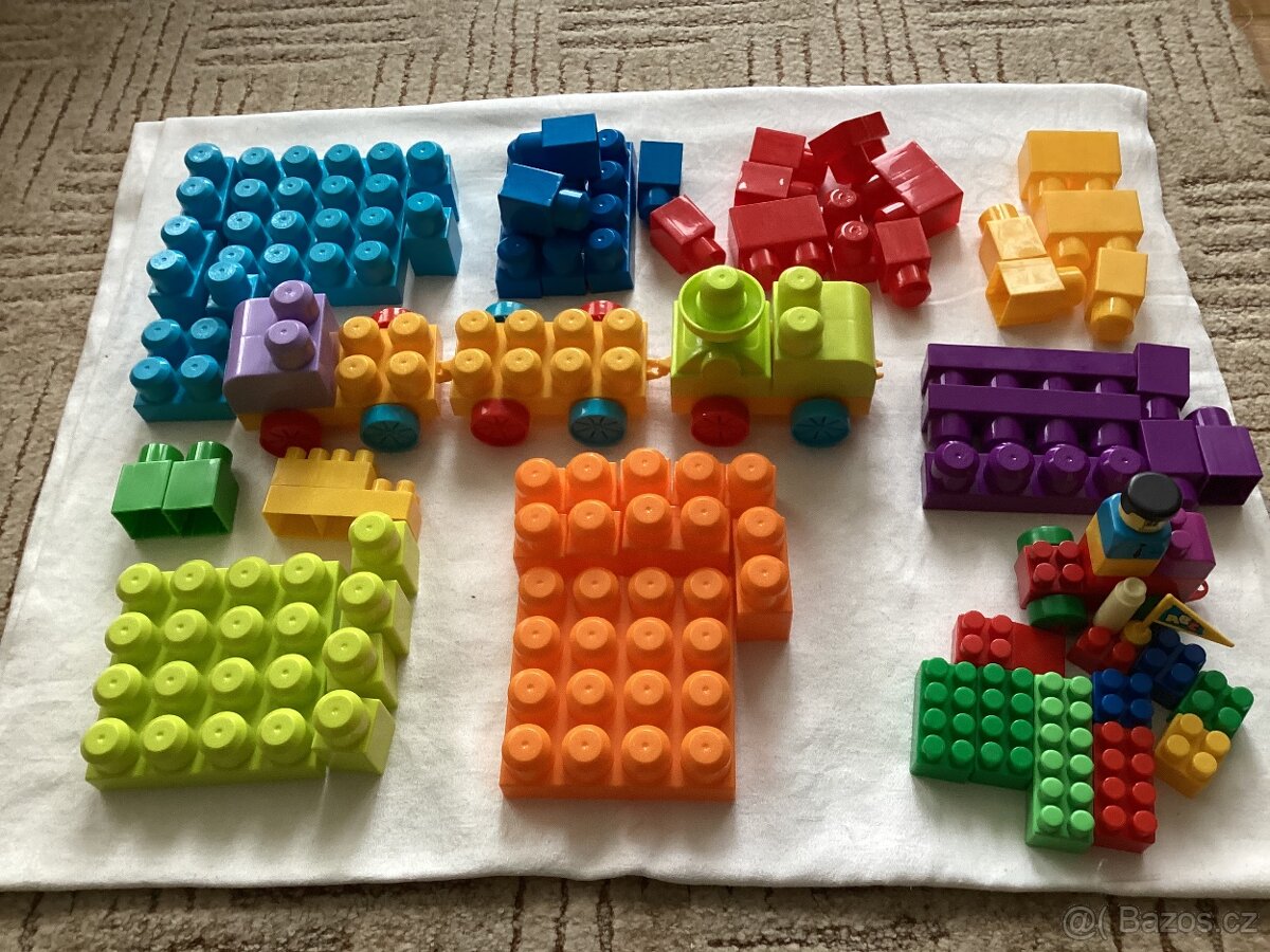 Kostky duplo, vláček - 2
