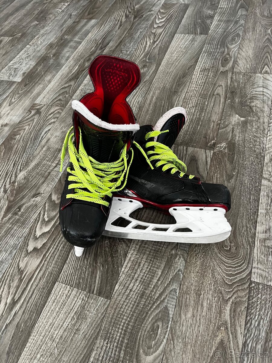Bauer Vapor X2,7 - 2