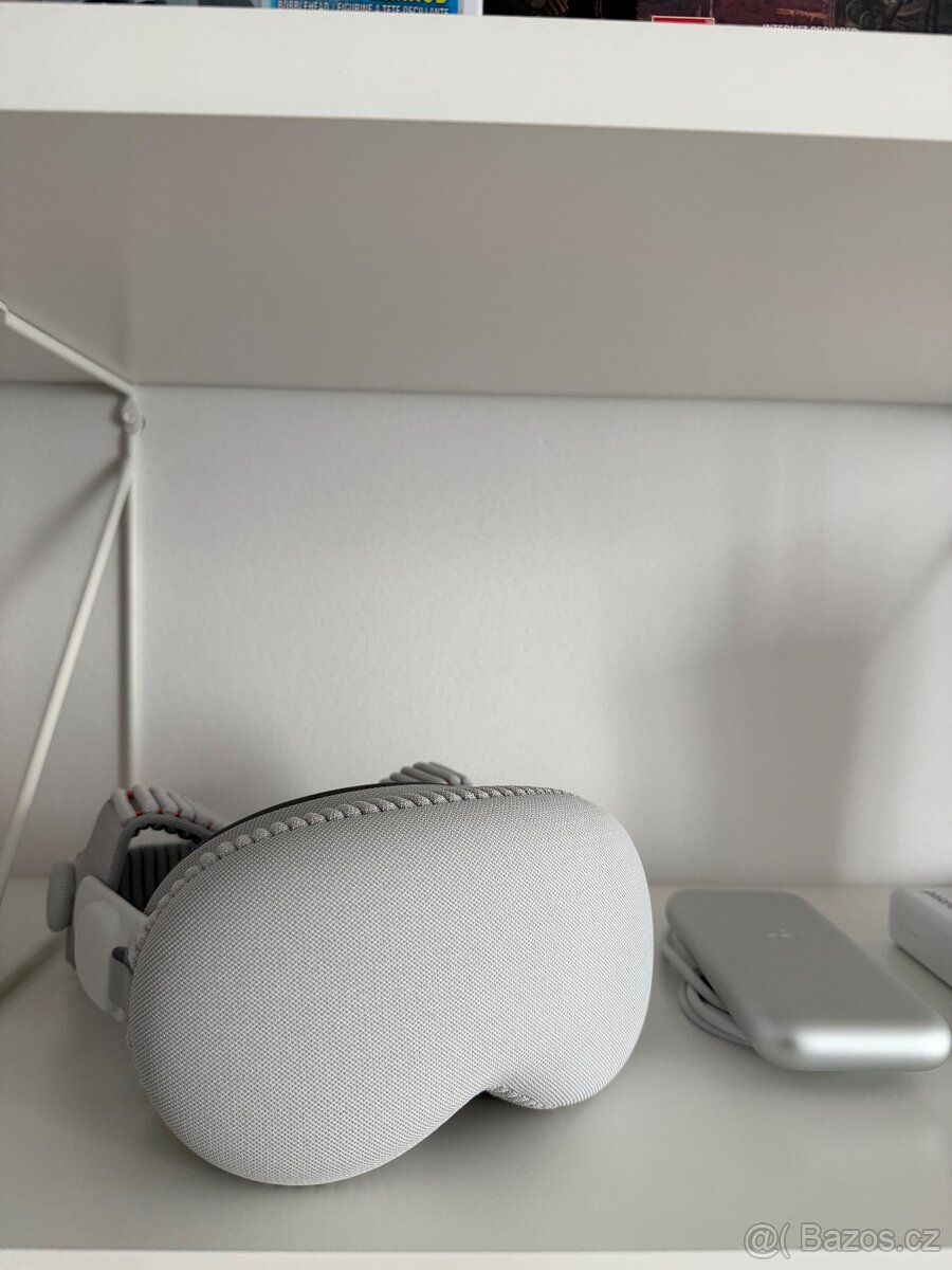 Apple Vision Pro 256GB - 2