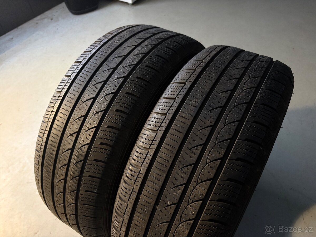 Letní pneu Tracmax 235/60R16 - 2