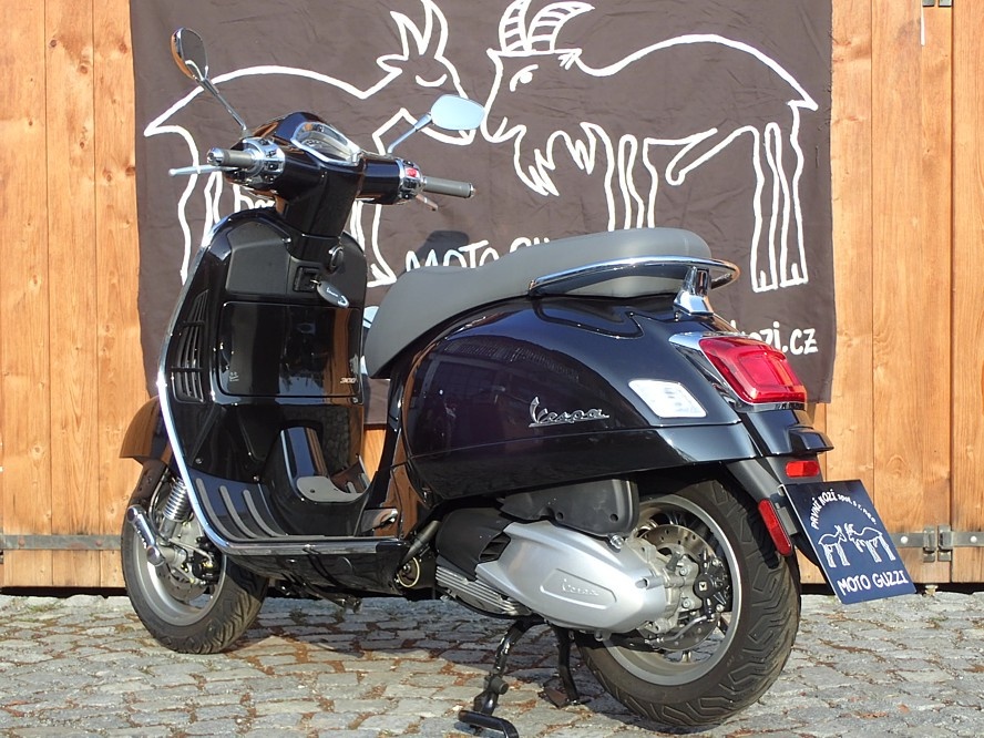 VESPA GTS 300 Super - 2