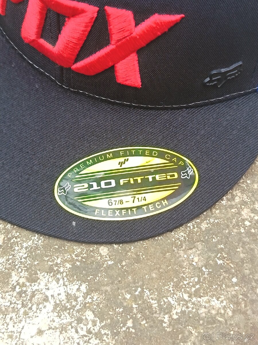 FOX Menzell 210 Fitted - 2
