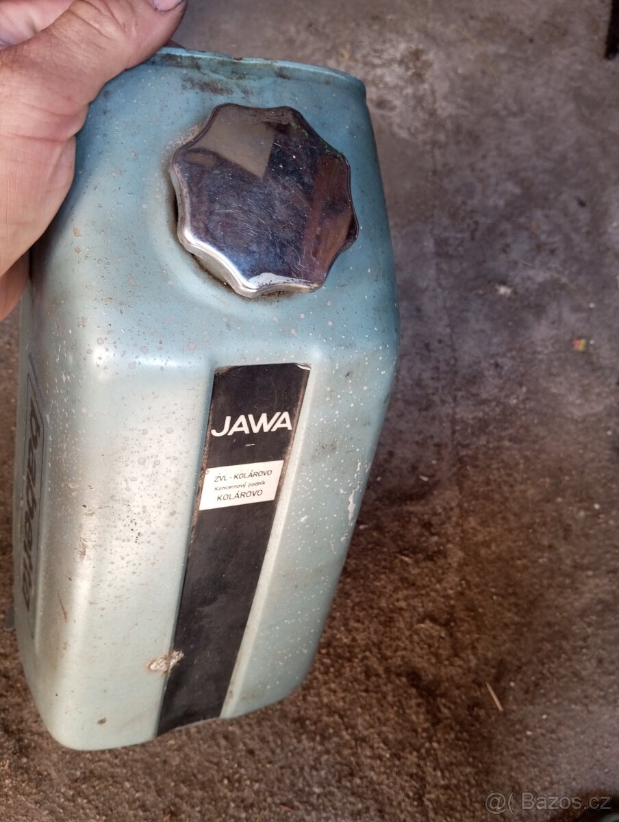 Babeta 210 nádrž - 2