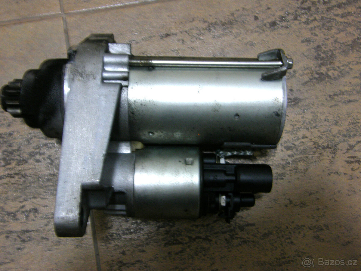 Startér 02T911024N - 2