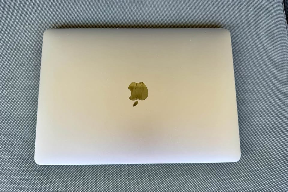 MacBook Air (2019), 8GB, 512GB, NOVÁ BATERIE - 2
