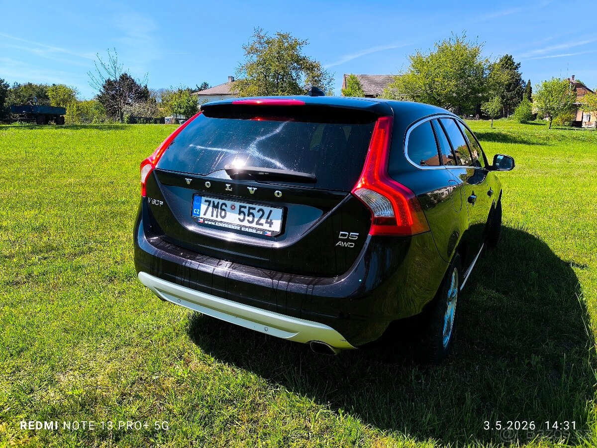 Volvo V60 D5 AWD Automat - 2