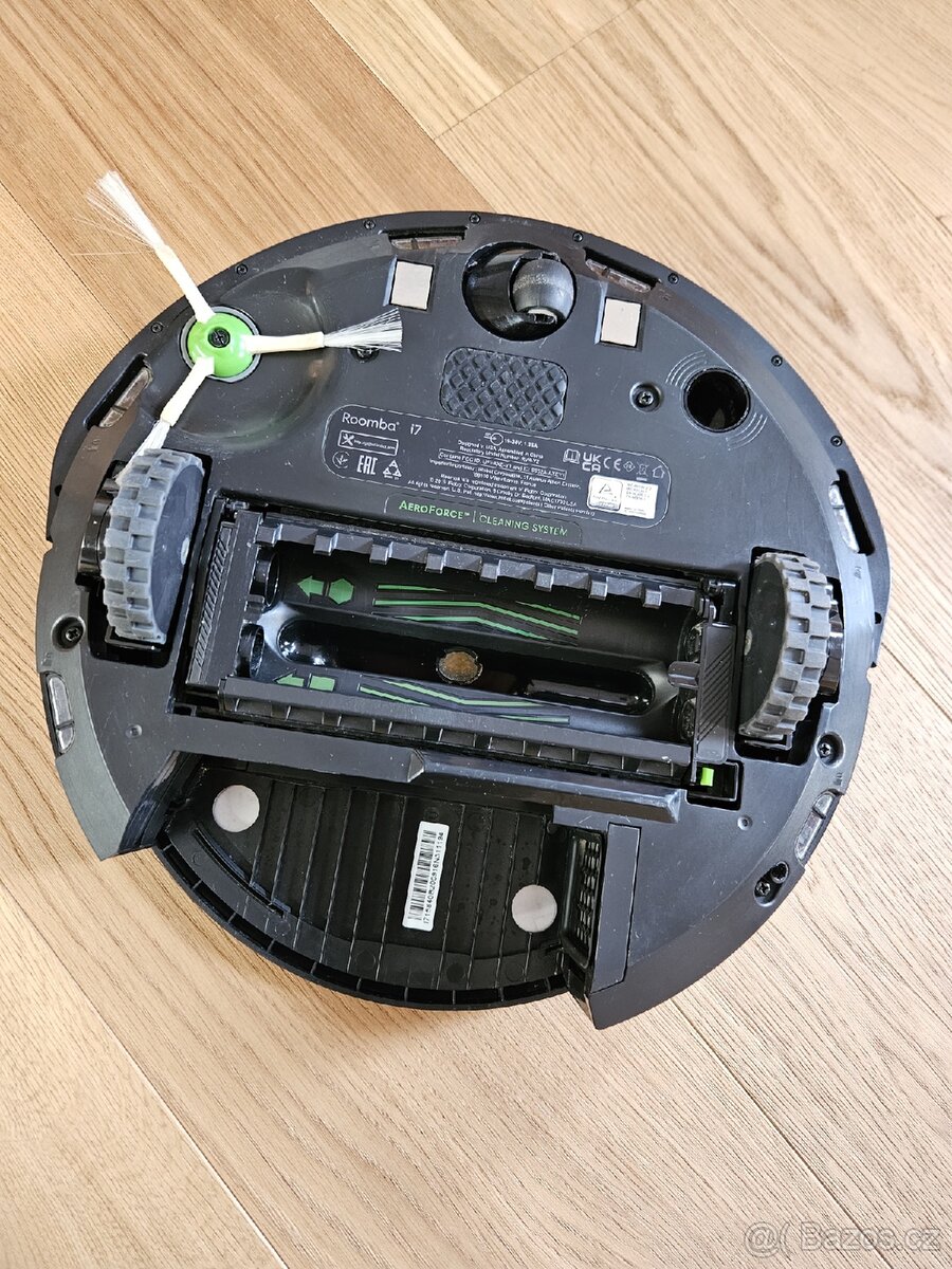 Robotický vysavač Roomba i7 - 2
