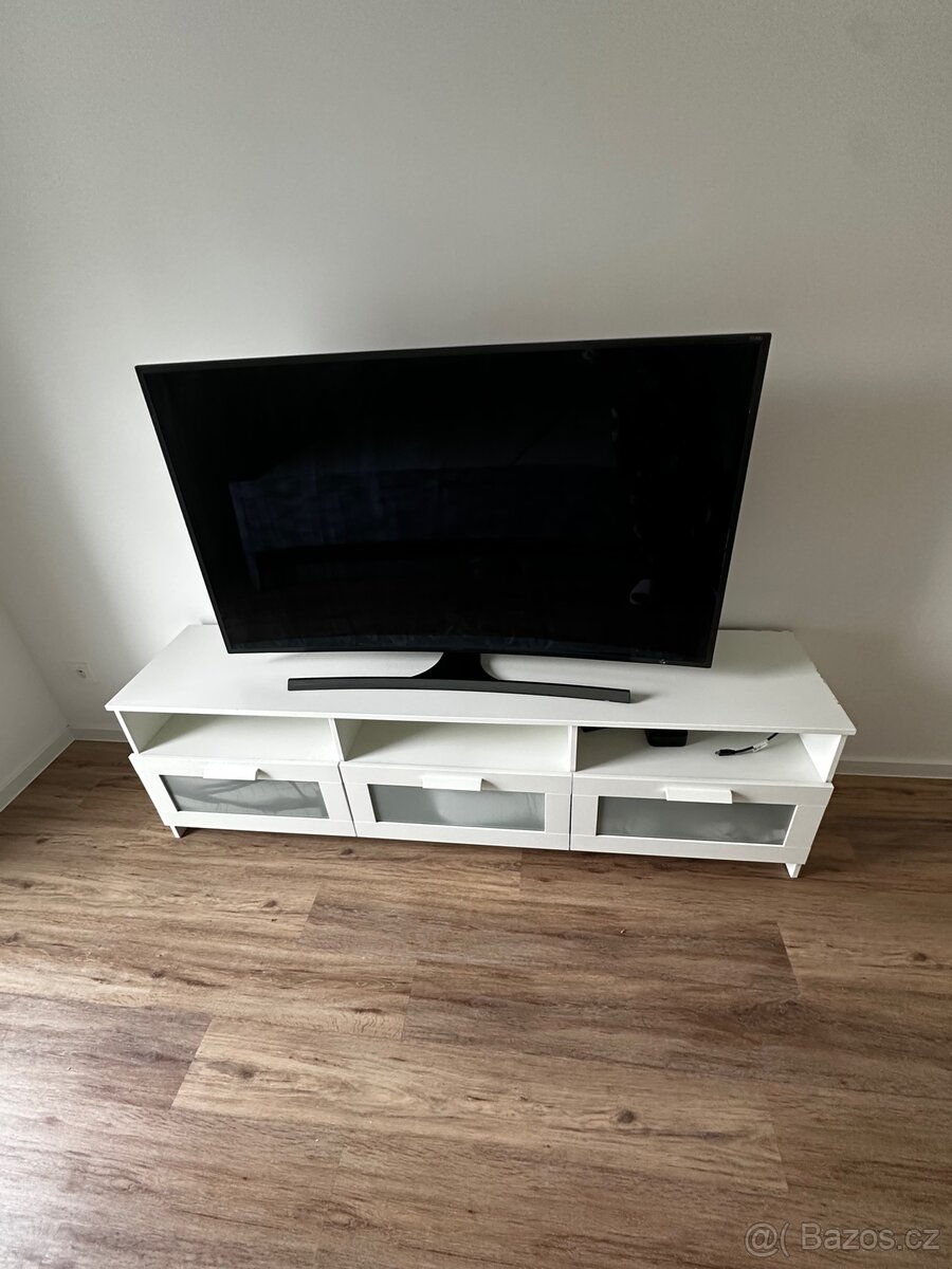 TV stolek Ikea - 2