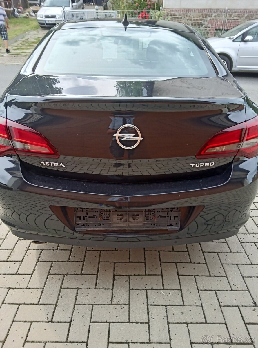 Opel Astra Turbo - 2