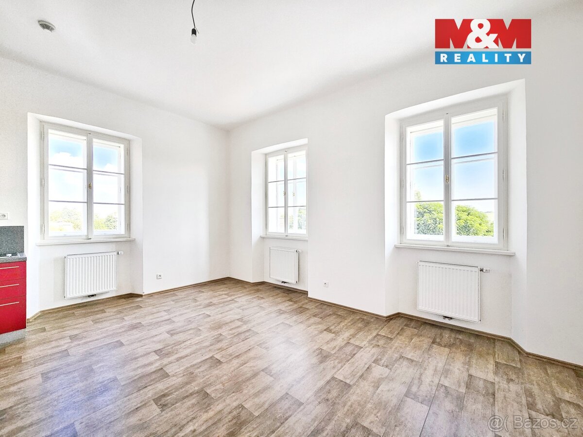 Pronájem bytu 1+kk, 31 m², Studeněves, okr. Kladno - 2