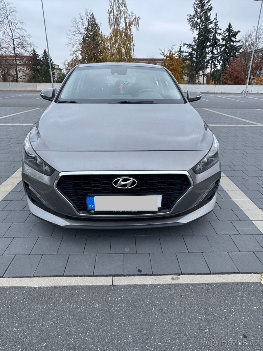 Hyundai i30 Fastback 1.6 CRDi (100 kW) – 1 majitel - 2