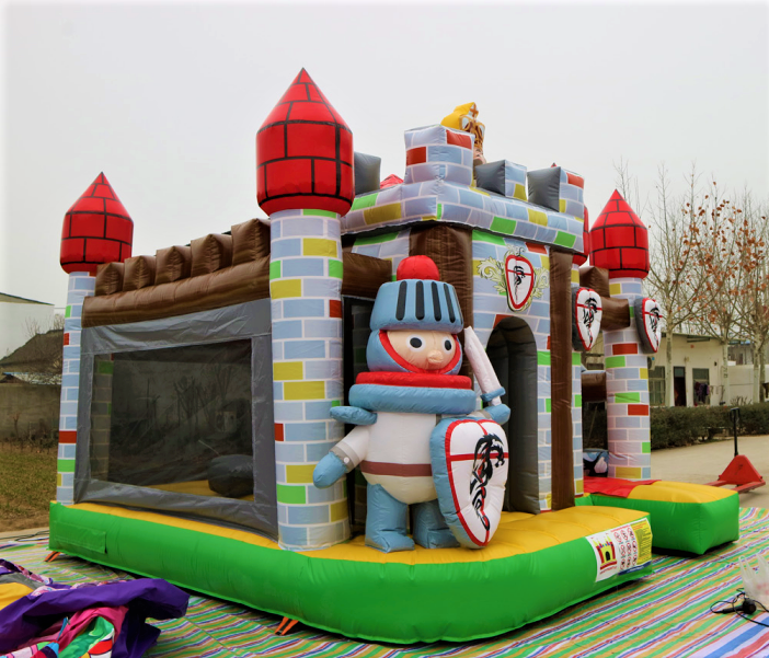 Skákací hrad se skluzavkou - 2