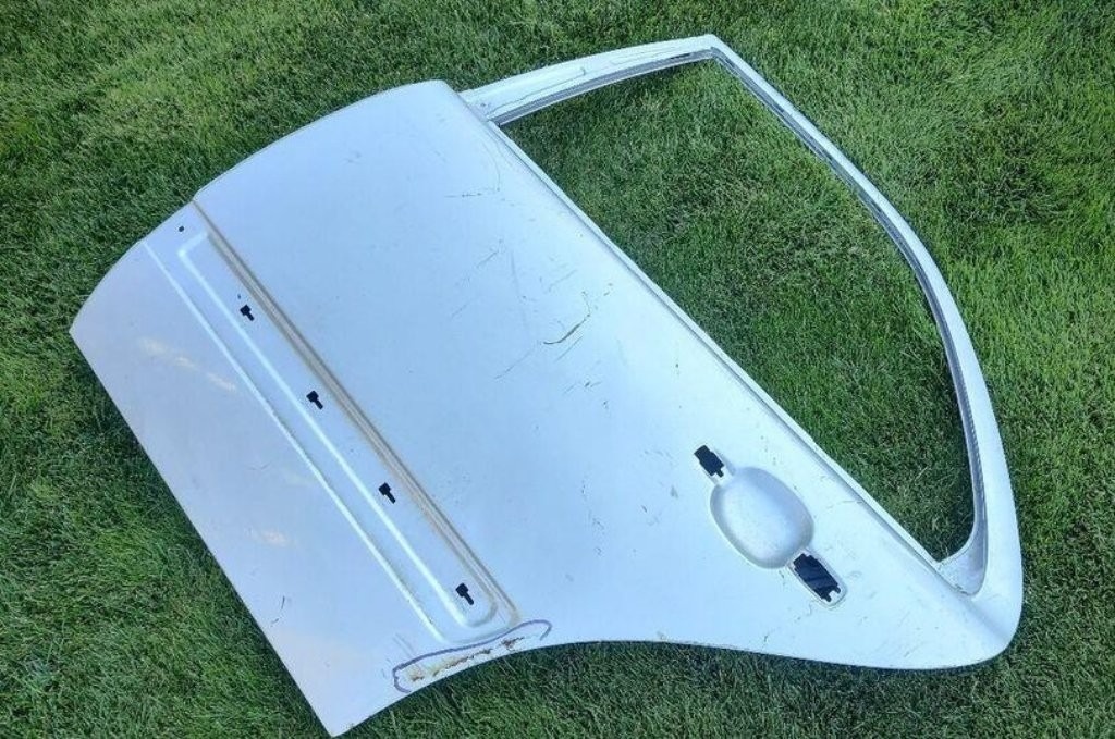 Mercedes E W210 1995 - 2002 - Lave zadne dvere - 2