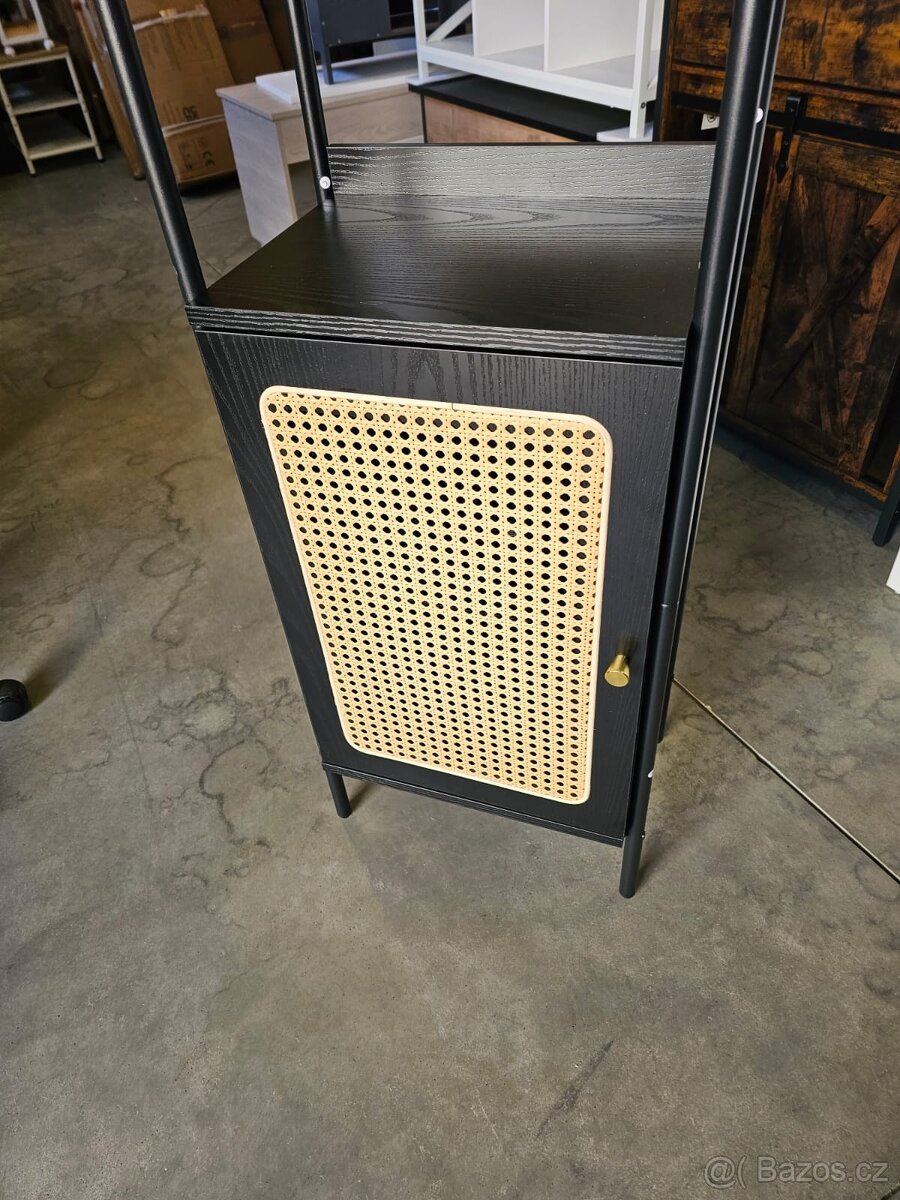 Nová skříňka - knihovna - 2