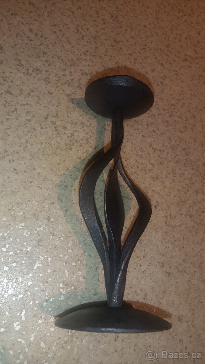 Kovaný svícen - 2