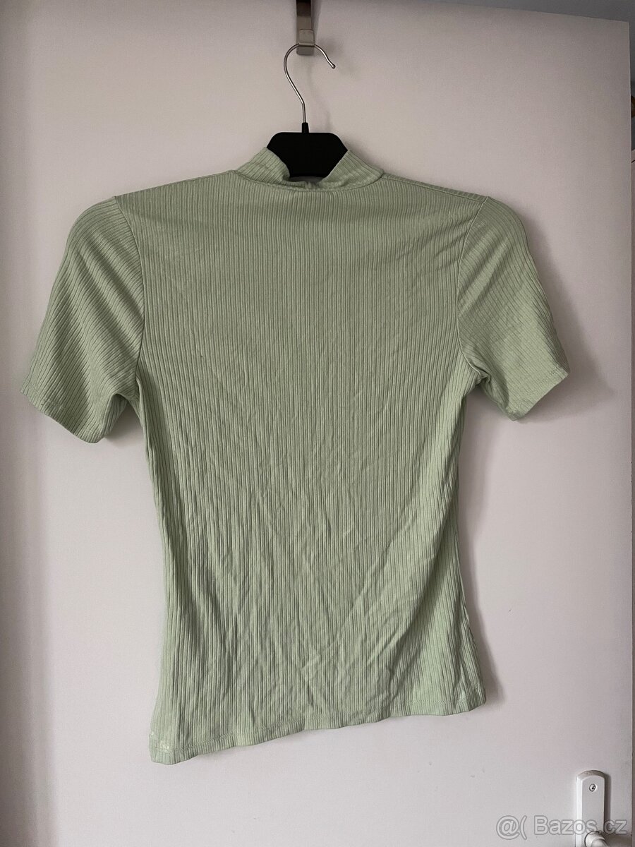 Dámské zelené žebrované tričko - 2