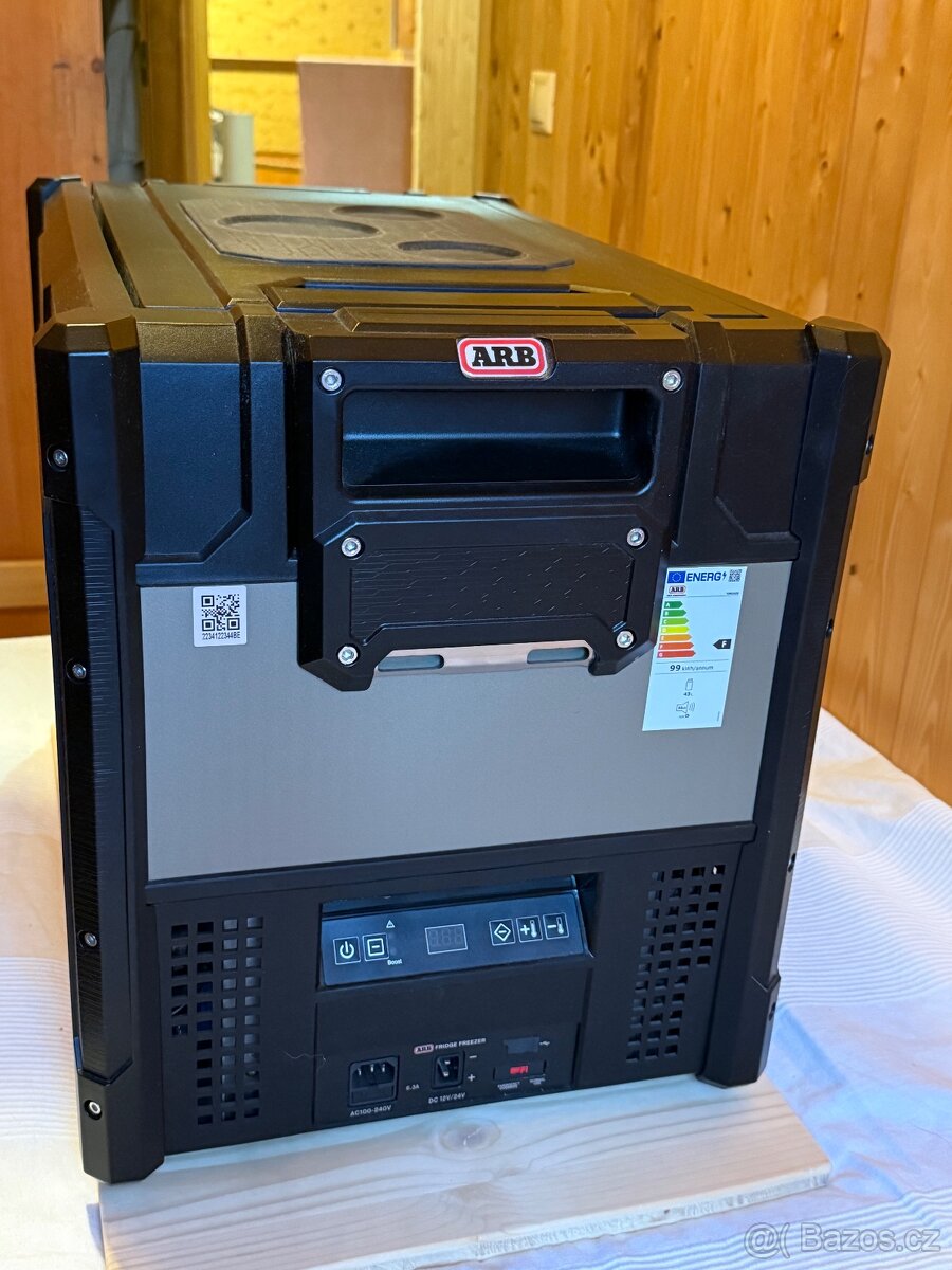 Špičková outdoorová kompresorová lednice ARB ZERO 44 - 2
