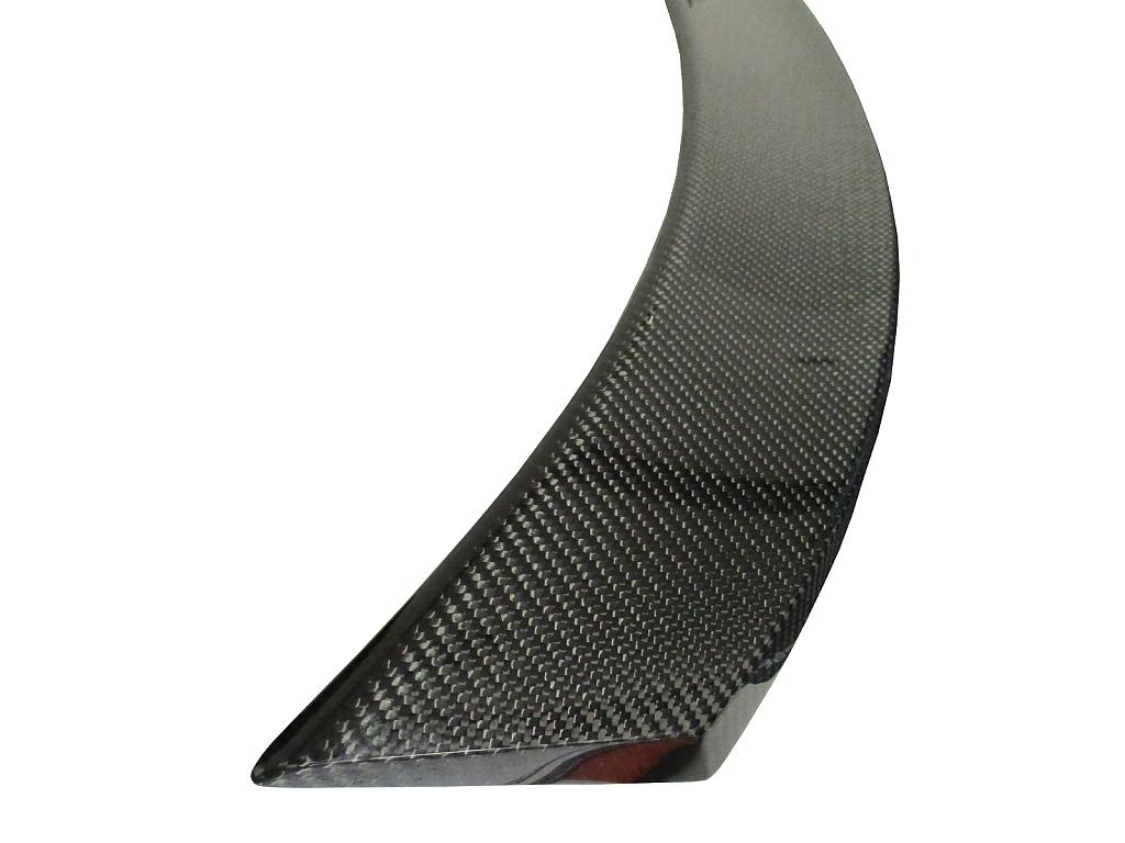 Karbonové křídlo octavia III před face i face. - 2