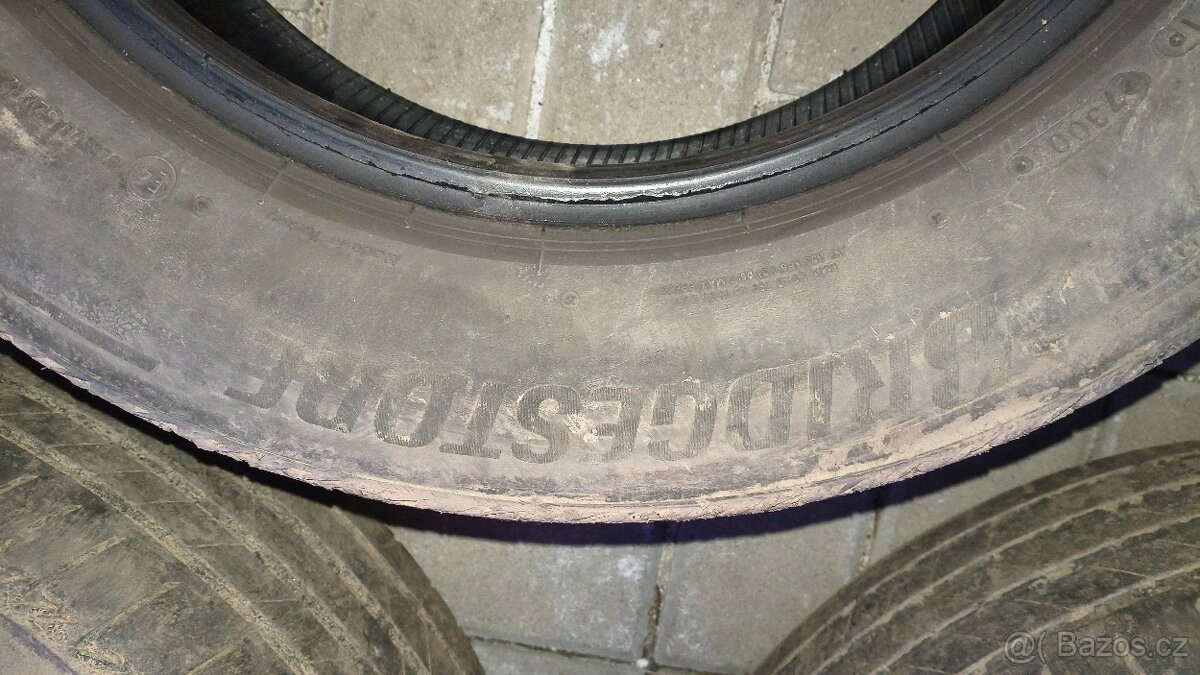 Letní pneu Bridgestone 185/65 R15 - 2