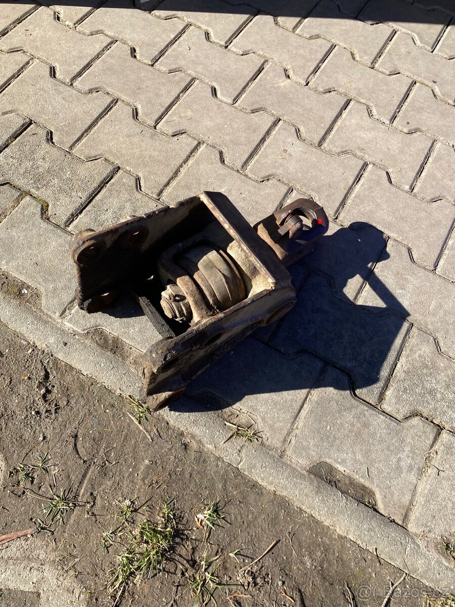 Závěs na traktor - 2