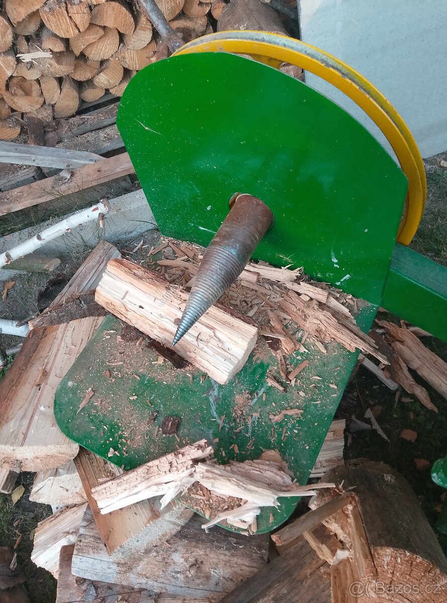 Štípačka na dřevo - 2